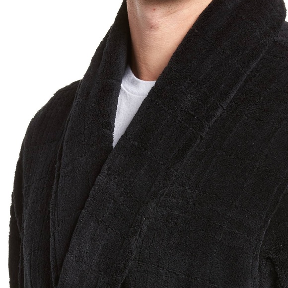 Majestic Mens Plush Fleece Robe Black Window - Picture 3 of 8
